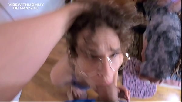Butt sex revenge with stepmom in pantyhose – vibewithmommy